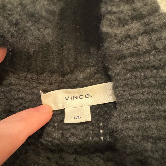 Vince Turtleneck Wool Blend Sweater Green Size L Chunky Knit Side Slits - Picture 7 of 8